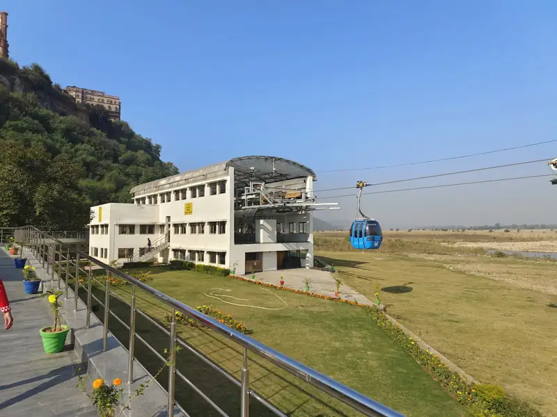 Kolkata to Trikuta Hills Cab